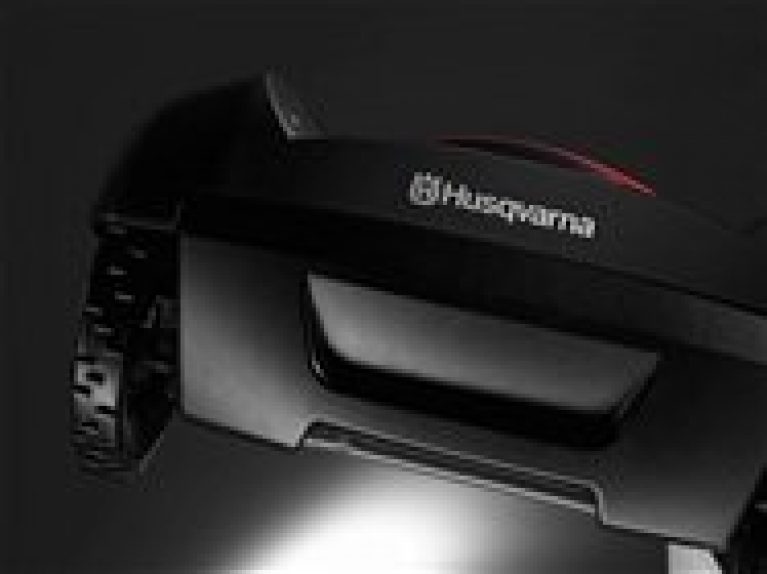 Husqvarna AUTOMOWER 220 AC - Produktbild 1