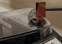 SAECO Intelia Deluxe HD8906/01